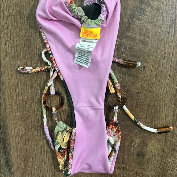 Agua Bendita Lolita Bikini Top w/ Alexis Bikini Bottom - Picture 9 of 10